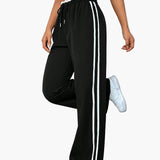 Pantalon large sport femme style streetwear à bandes – coupe décontractée idéale pour le quotidien