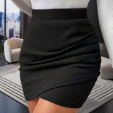 Jupe portefeuille élégante femme style soirée chic