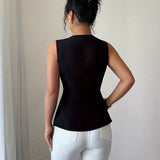 Gilet élégant sans manches pour femme, style chic et moderne, idéal pour le bureau ou les sorties