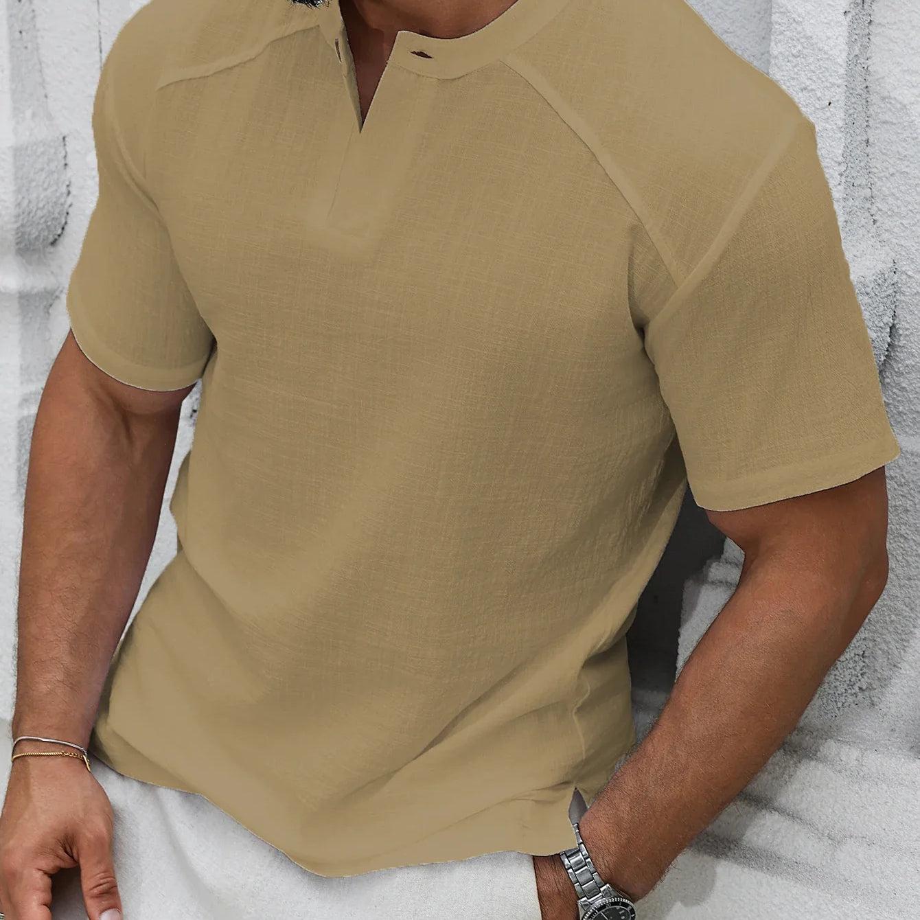 Męski Casualowy T-Shirt z Dekoltem V i Krótkim Rękawem | Nowoczesny Krój