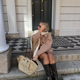 Jazzy | Oversize’owy płaszcz w stylowym wydaniu
