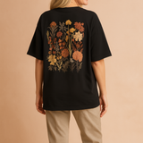 Oliwia | T-shirt z kwiatową kieszonką