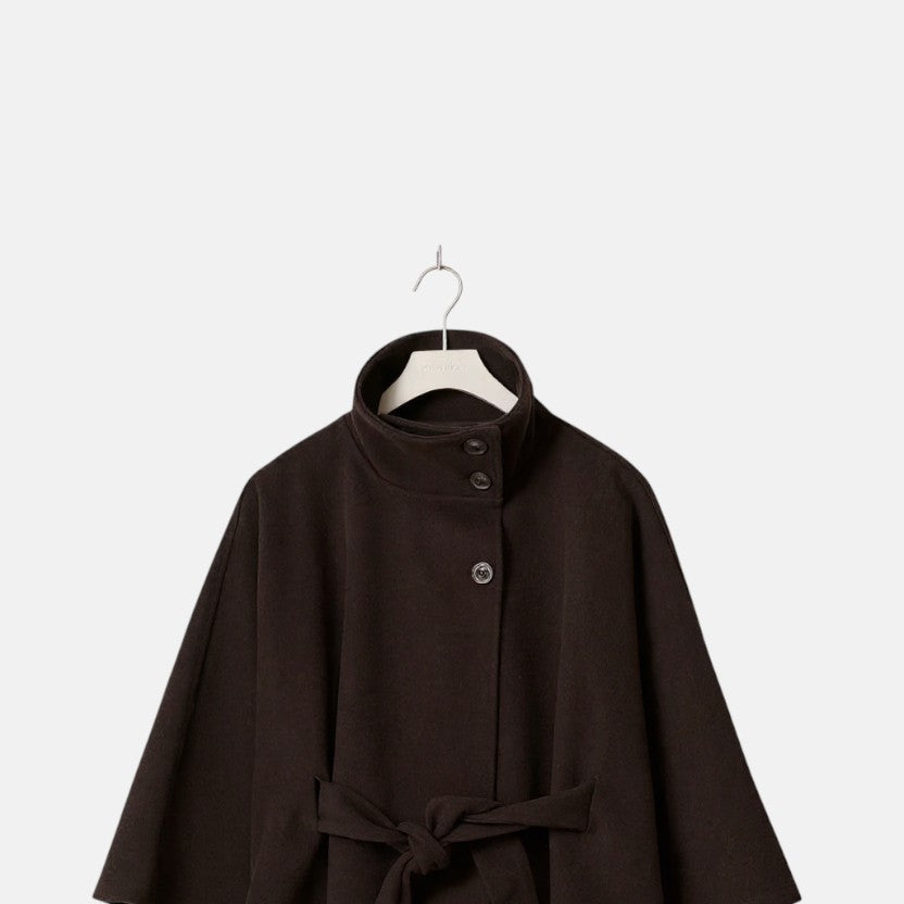 Helena - Płaszcz-kapelusz z paskiem w talii i stójką