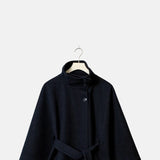 Helena - Płaszcz-kapelusz z paskiem w talii i stójką